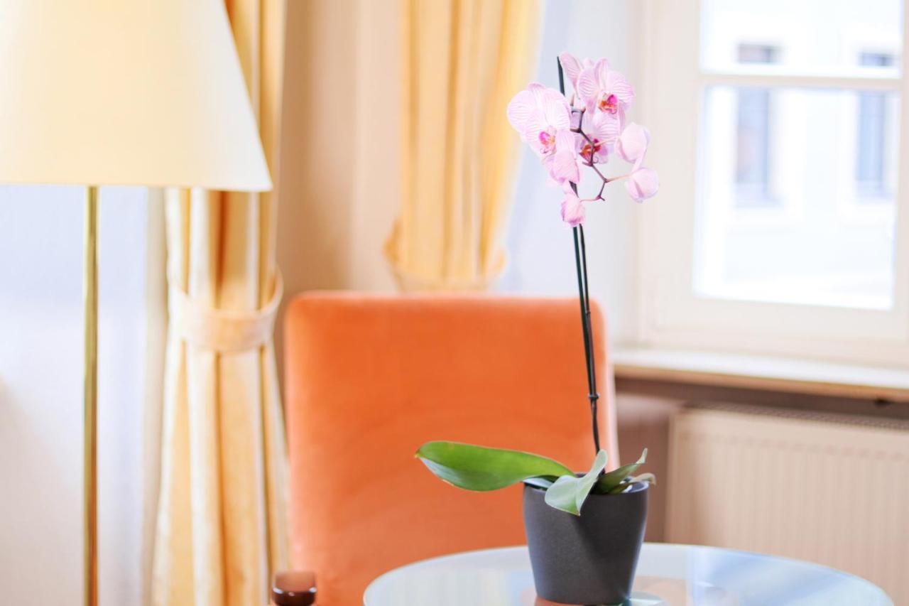 Hotel Rose Weißenburg in Bayern Exteriör bild