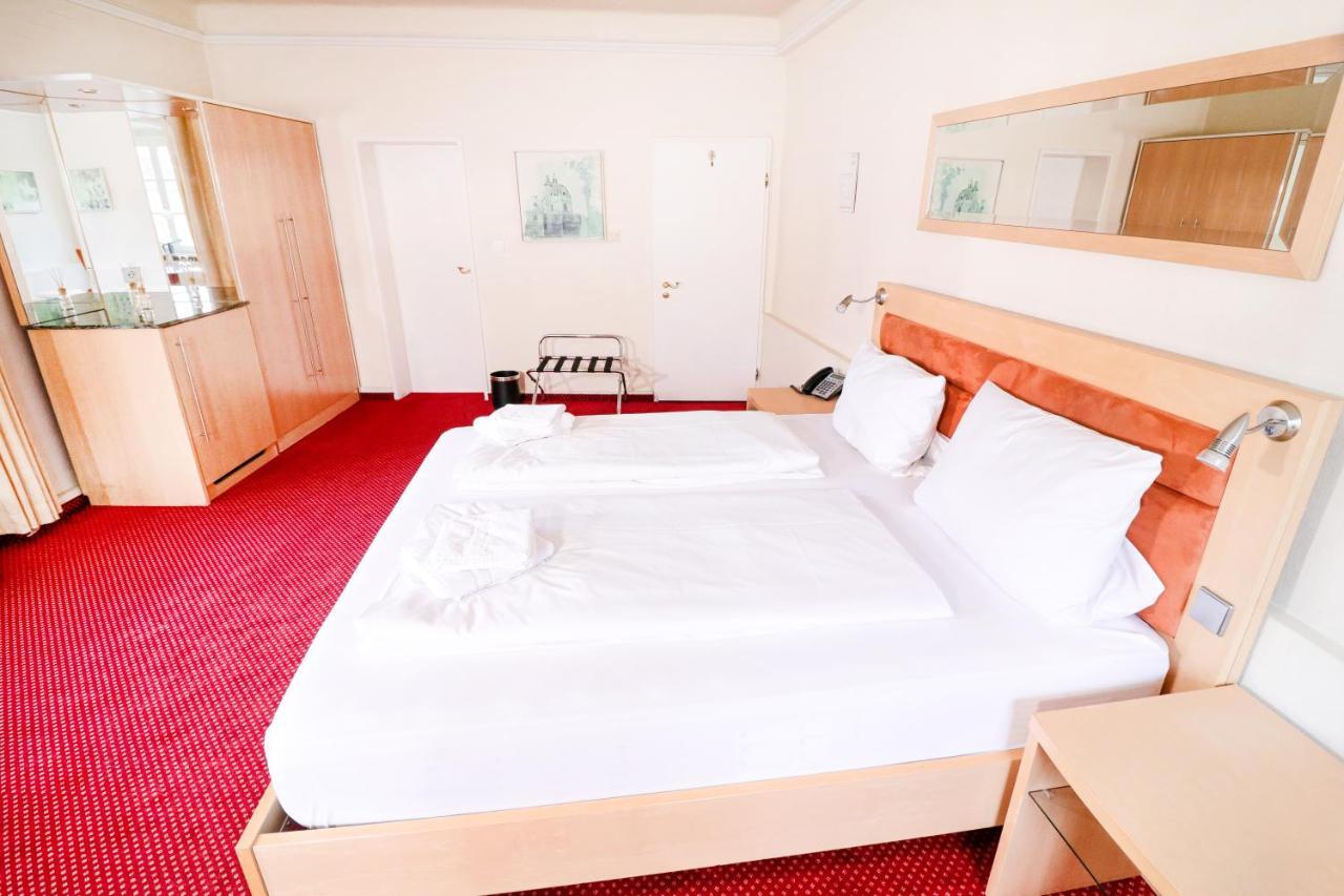 Hotel Rose Weißenburg in Bayern Exteriör bild